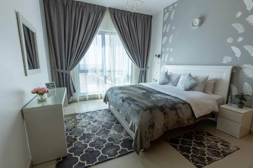 Super 2 Bedroom Sea View Abu Dhabi Apartment